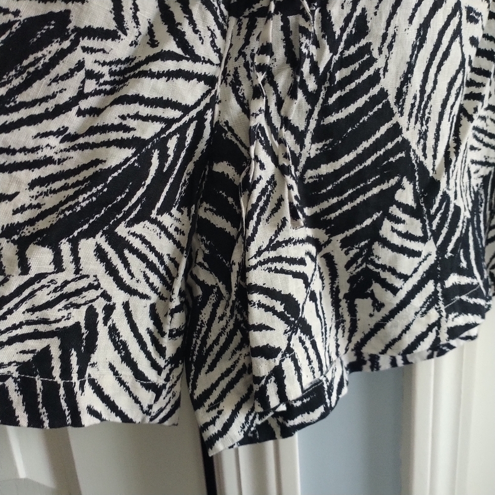 Cynthia Rowley 100percent Linen Tropical Print Shorts 2X - Picture 5 of 12